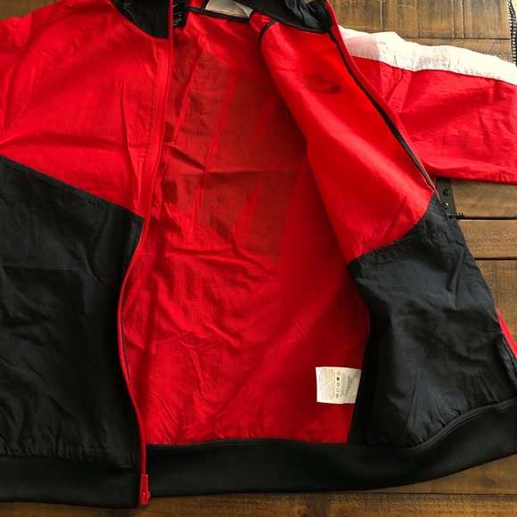 Nike Hoodie Windbreaker - Picture 6 of 8